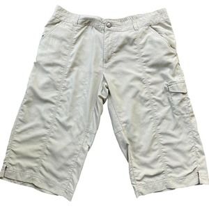 Columbia Psych to Hike Women Shorts - Lightweight Omni-Shade- Size 12